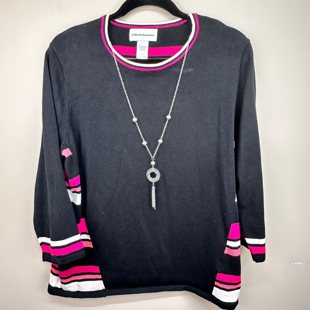 Alfred Dunner Womens Large Black Pink Striped 3/4 Sleeve Sweater with Necklace